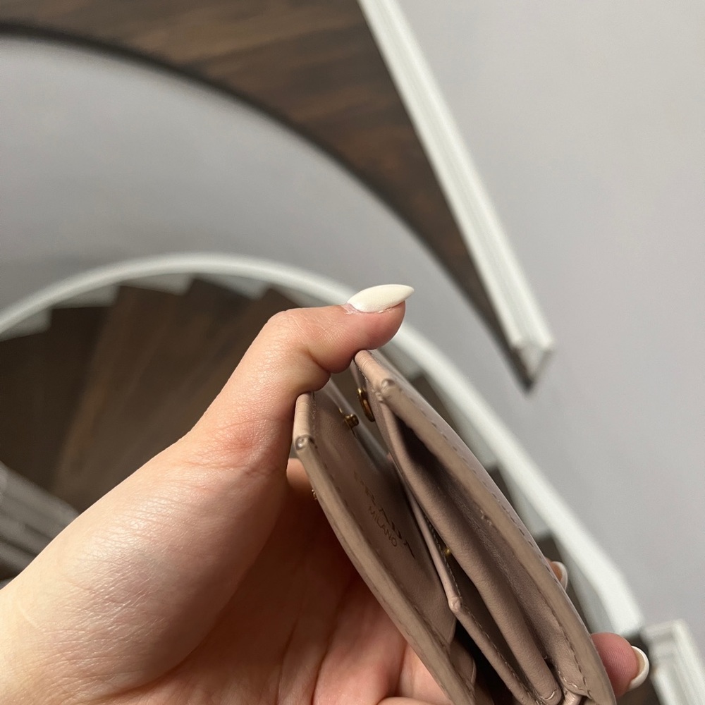 Prada bifold wallet - Picture 6 of 8